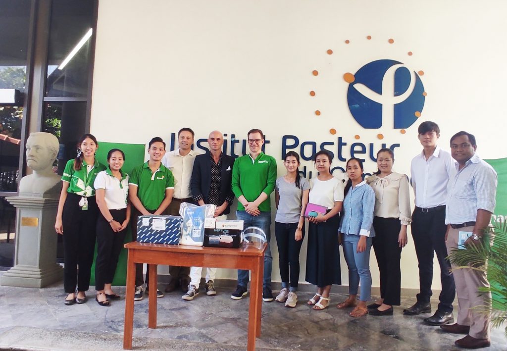 The visited of Mr. Thomas Hundt, CEO of Smart Axiata to Institut Pasteur du Cambodge