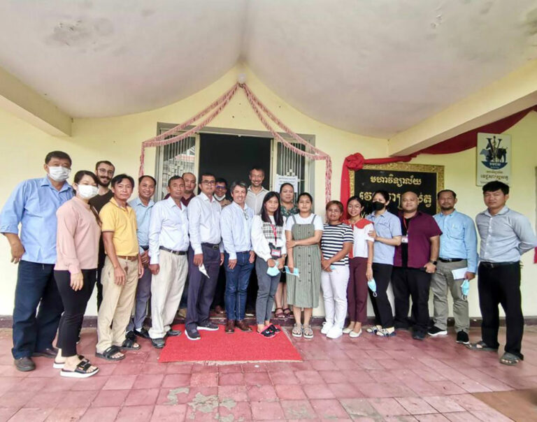 Group photo of facilitators and participants of the training