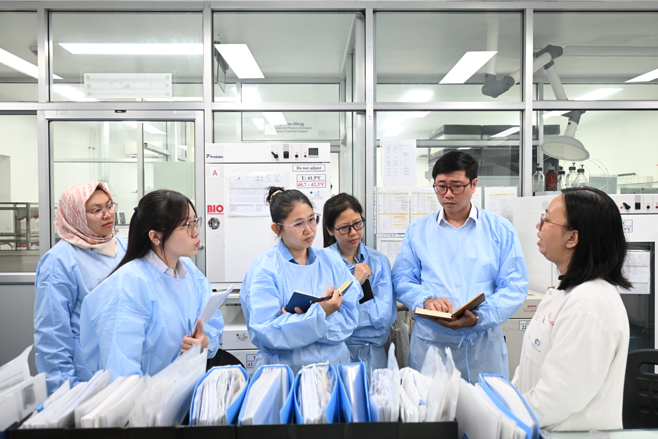 Visit from Dr. Tep Keila, Director of the National Health Products Quality Control Center (NHQC) under the Ministry of Health